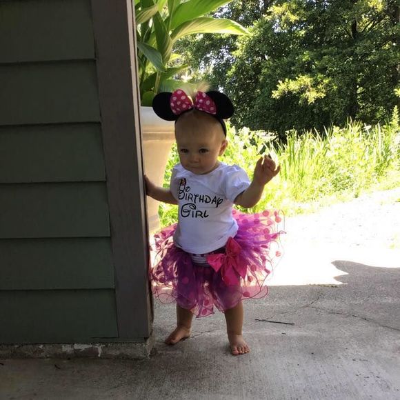 Meet your Posher, Barb - Picture 1 of 1